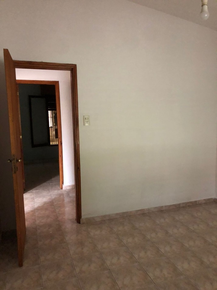 ALQUILO CASA WENCESLAO ESCALANTE!!