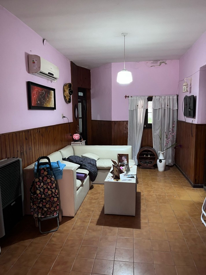 OPORTUNIDAD CENTRO MONTE MAIZ - CASA C/ LOCAL