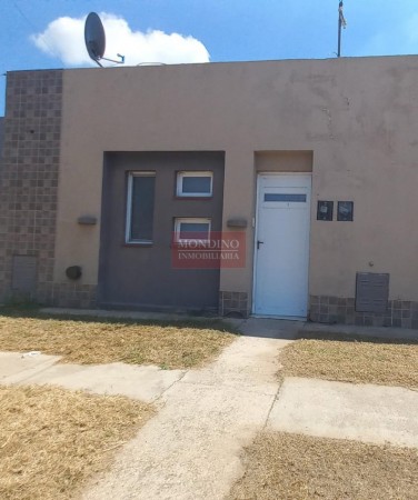 ALQUILO DEPTO - UN DORMITORIO MONTE MAIZ