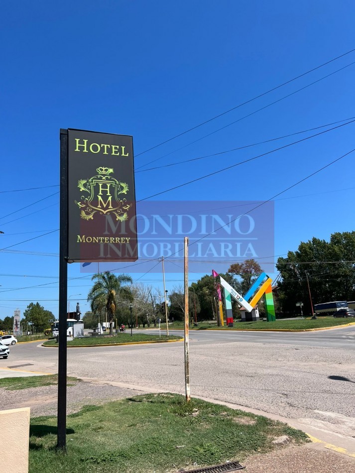VENDO HOTEL MONTE MAIZ