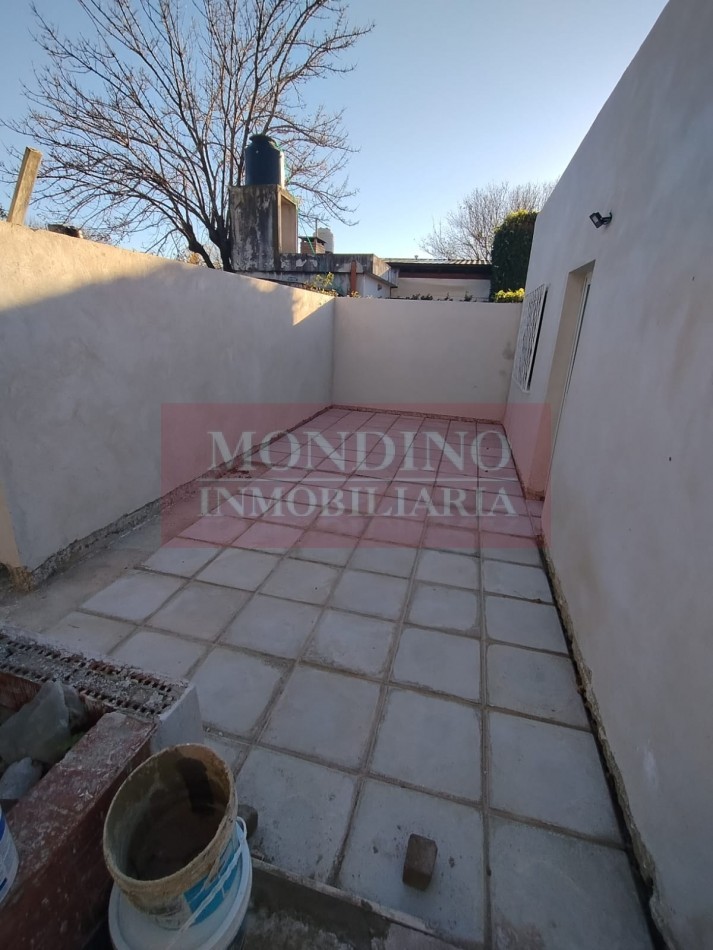 ALQUILO CASA MONTE MAIZ 