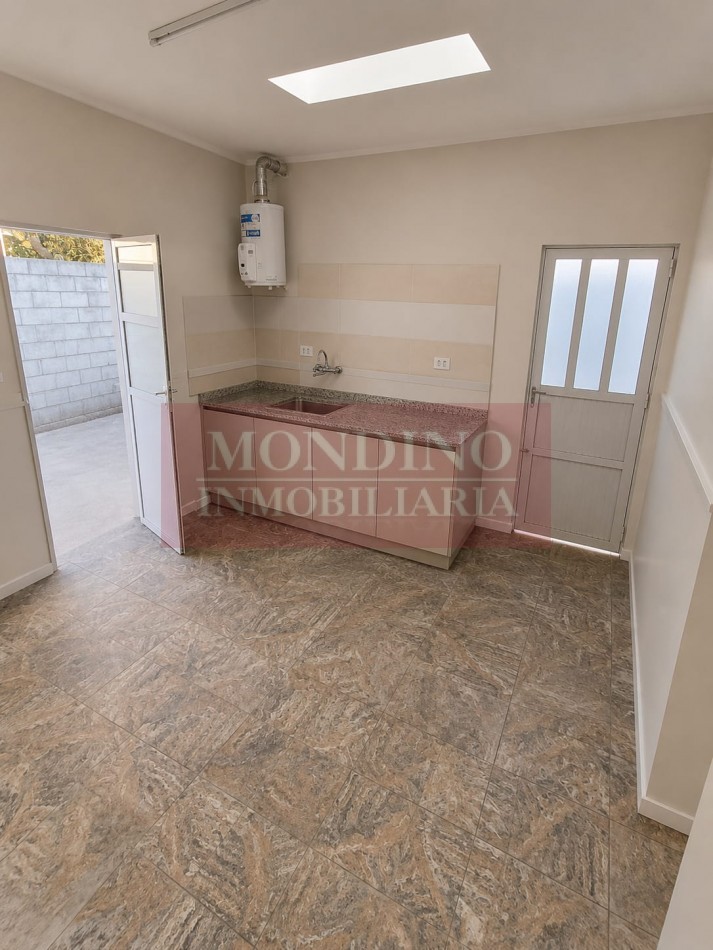 ALQUILO CASA MONTE MAIZ 