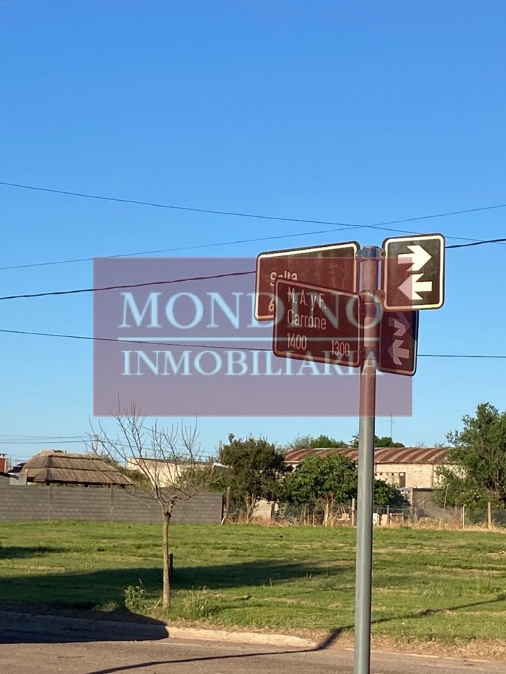 VENDO LOTE ESQUINA W. ESCALANTE 